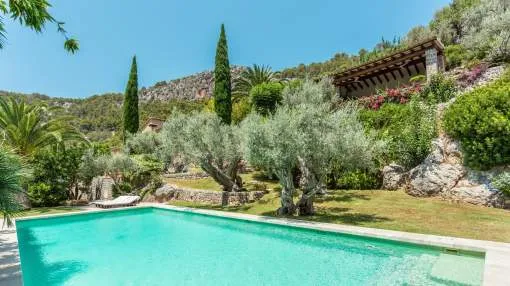 Impressive villa with panoramic views in Soller Impressive villa with panoramic views in Soller